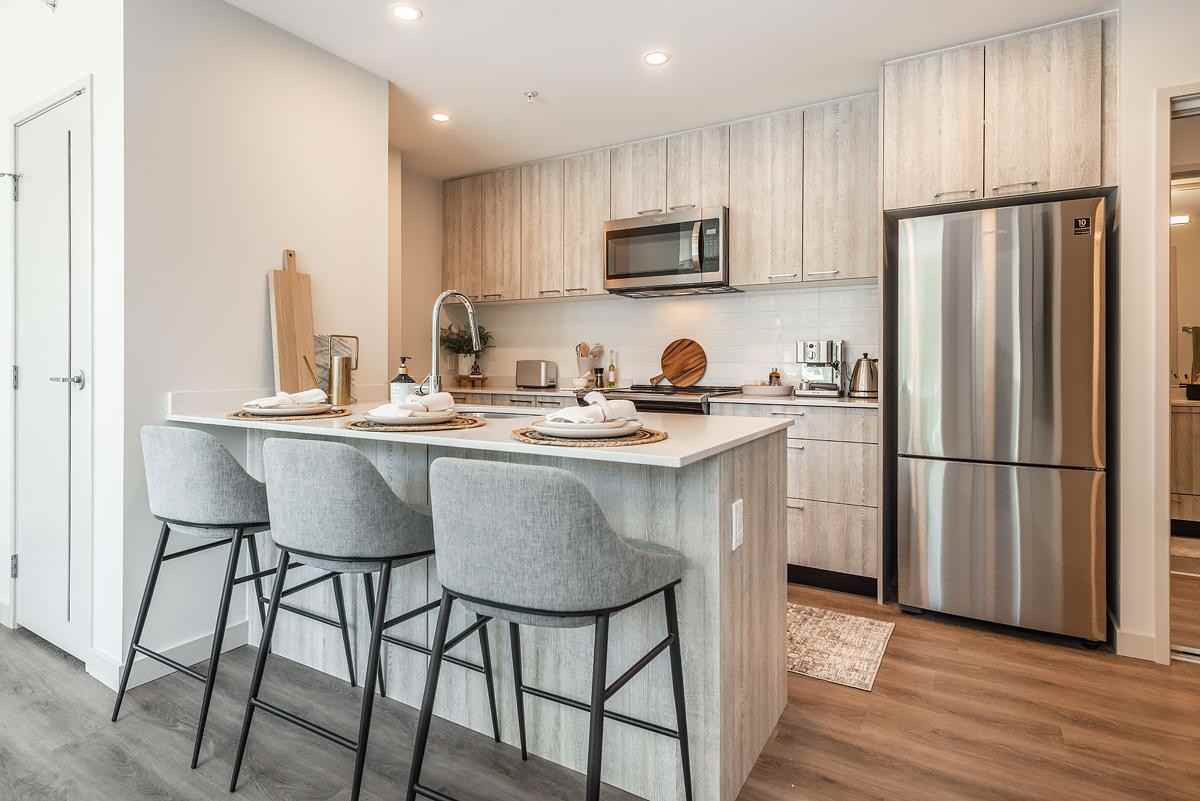 The Beacon at 1400 Quadra - Photo 4 of 23