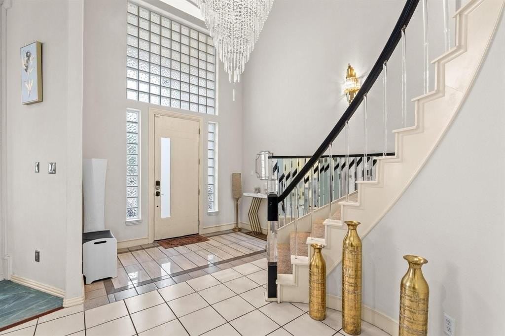 200 Mill Xing W - Photo 2 of 40