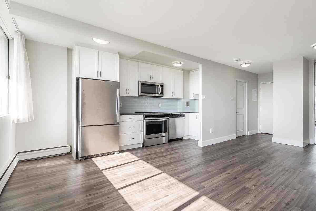 Goodacre Towers Apartments - Photo 7 of 50