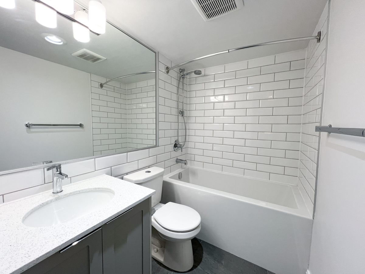 1320 Bute Street - Photo 7 of 17