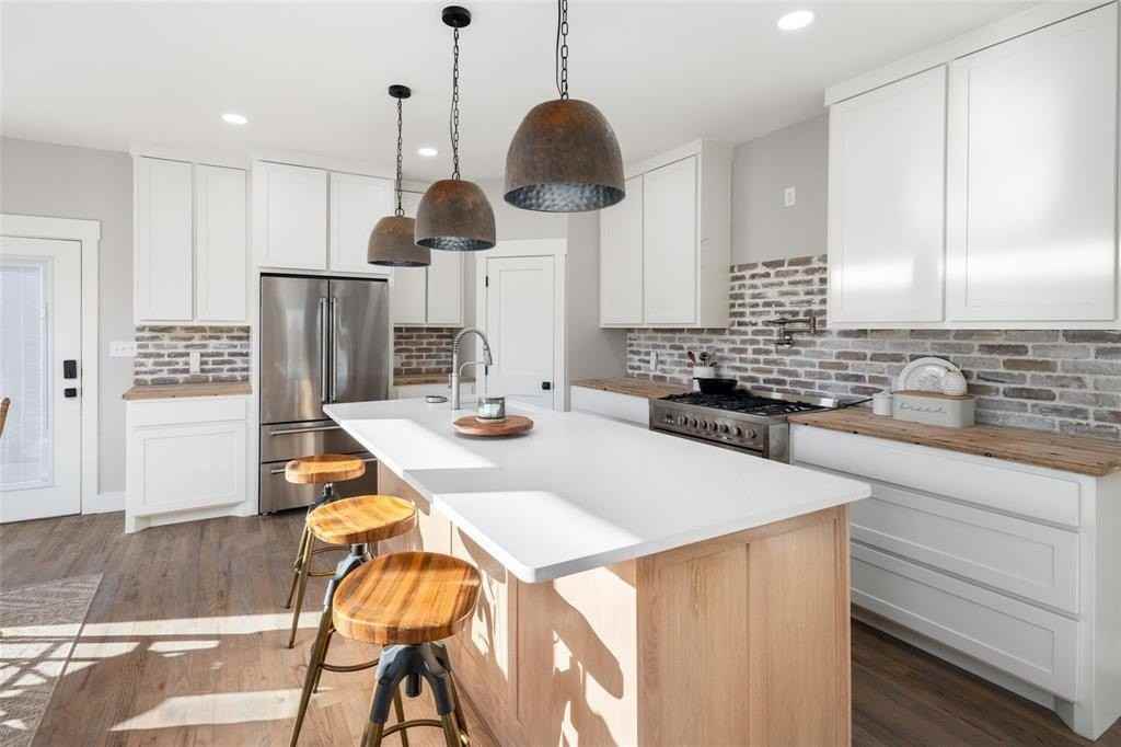 1481 County Road 4870 - Photo 4 of 15