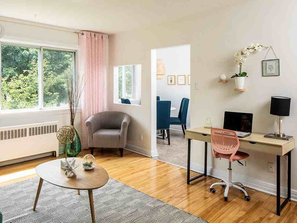 Eastwood Park Apartments - Photo 3 of 12