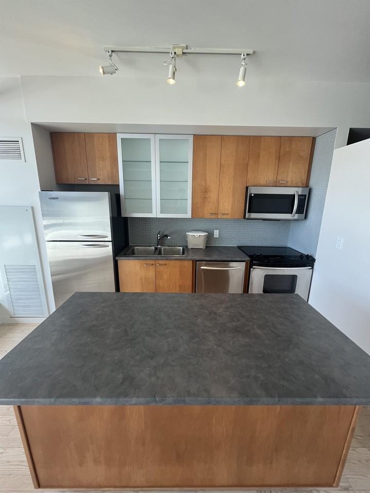 802-383 Cumberland Street - 802 - Photo 4 of 21