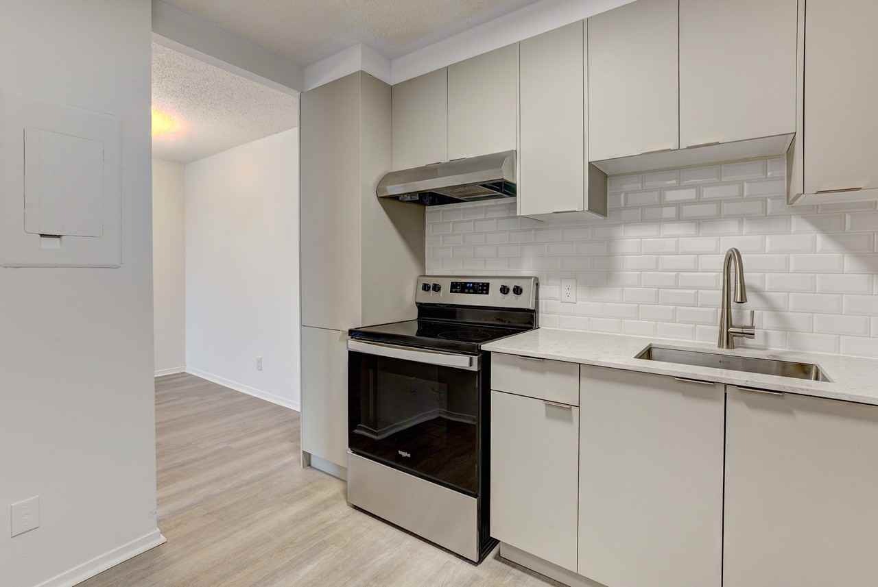 6555 Kildare - Photo 3 of 45