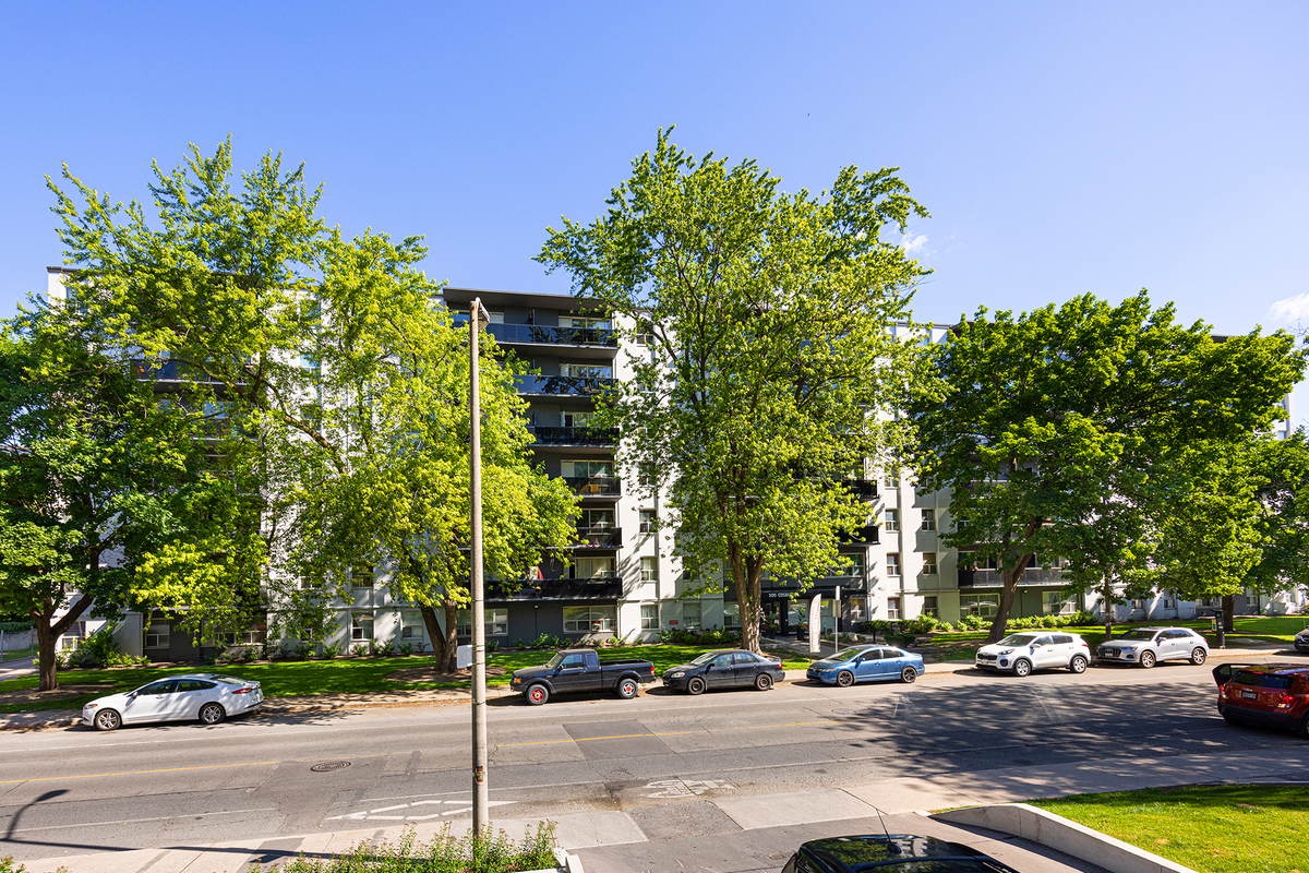 100 Cosburn Ave. - Photo 2 of 19