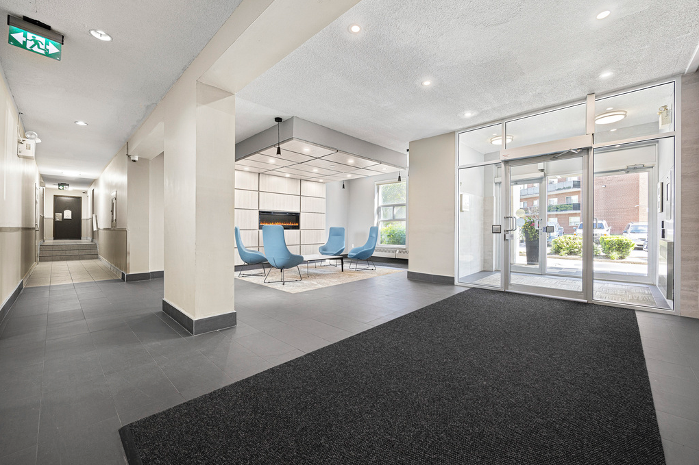 95 Paisley Boulevard West - Photo 6 of 21