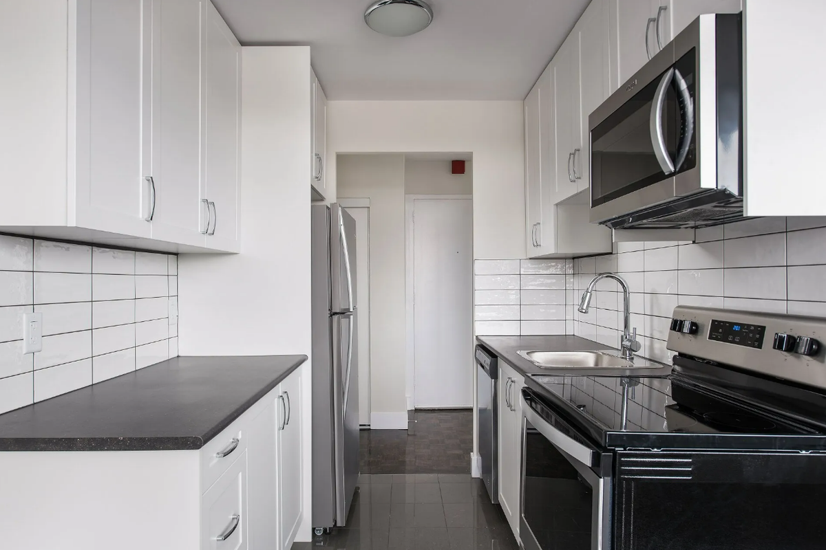 18 & 20 Skipton Court - Photo 5 of 13