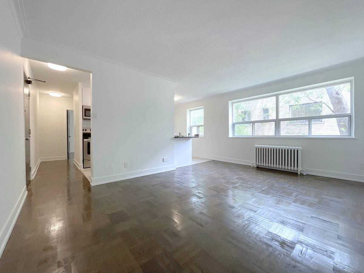 140 Kingston Road - Photo 4 of 22