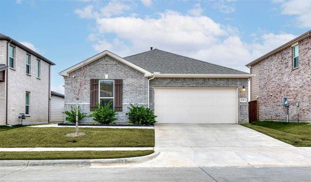 2513 Wayne Ave - Photo 2 of 27