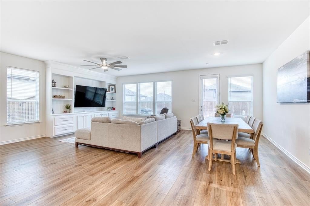 2513 Wayne Ave - Photo 6 of 27