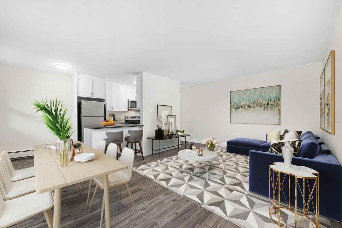 2920 Fairlea Crescent - Photo 2 of 7