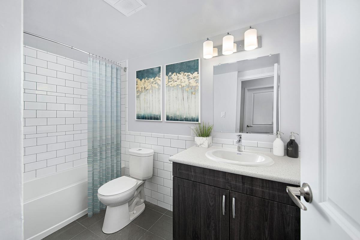 2920 Fairlea Crescent - Photo 6 of 7