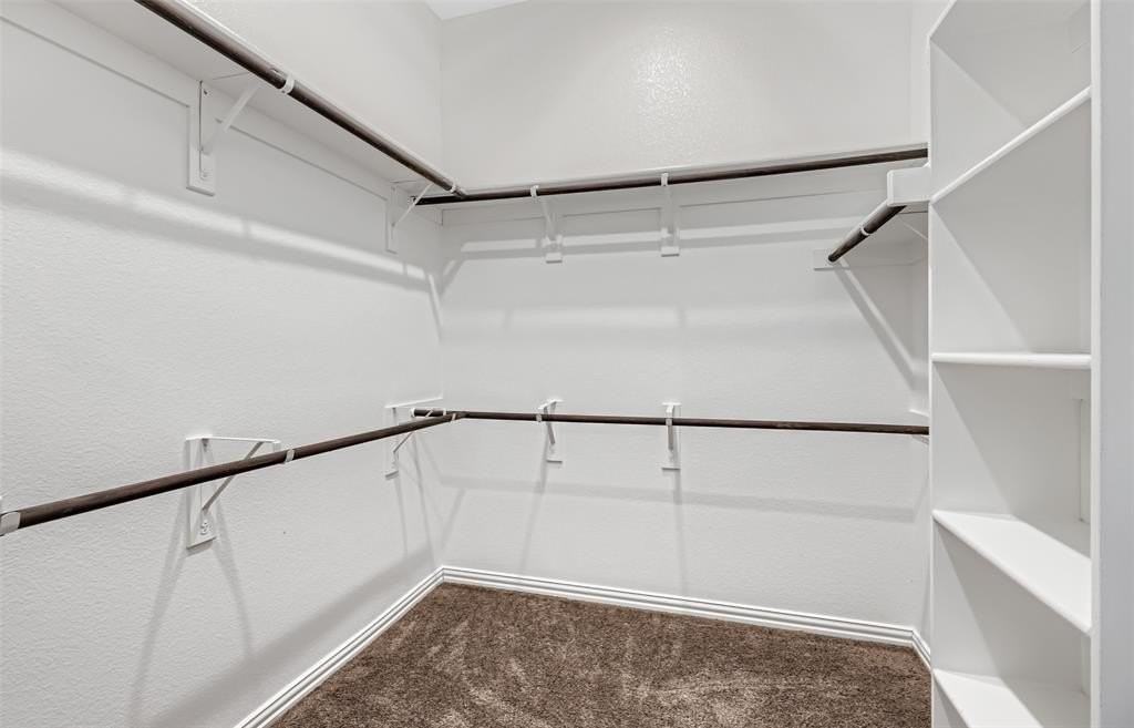 2401 Solomons Pl - Photo 7 of 15