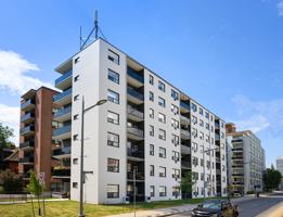 featured image of 82 Warren Rd