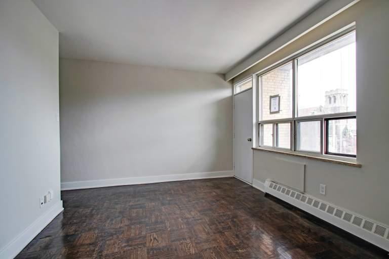 82 Warren Road - Photo 5 of 7