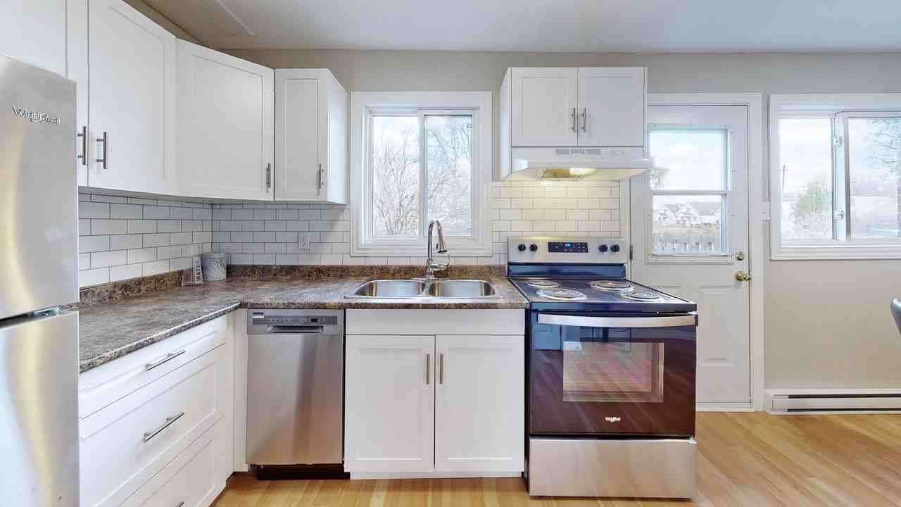 Bedford Gardens - Photo 5 of 25