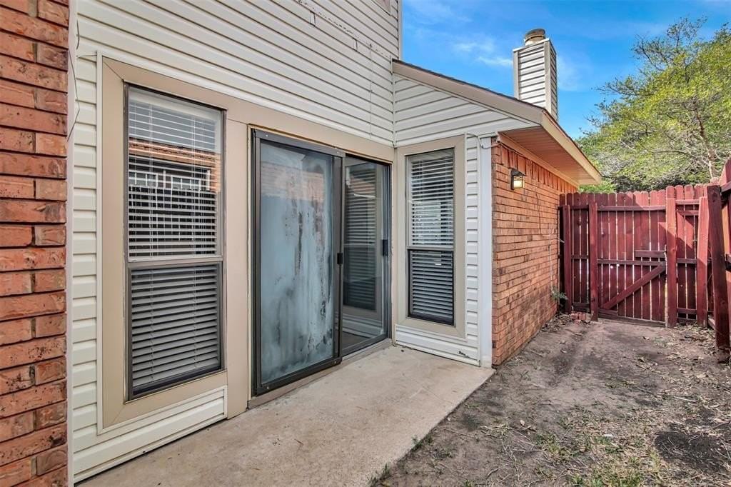 7650 Kings Ridge Rd - Photo 3 of 25