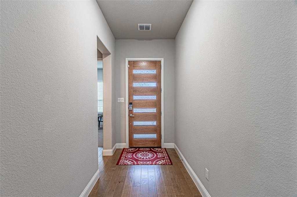 13261 Jonata St - Photo 5 of 40