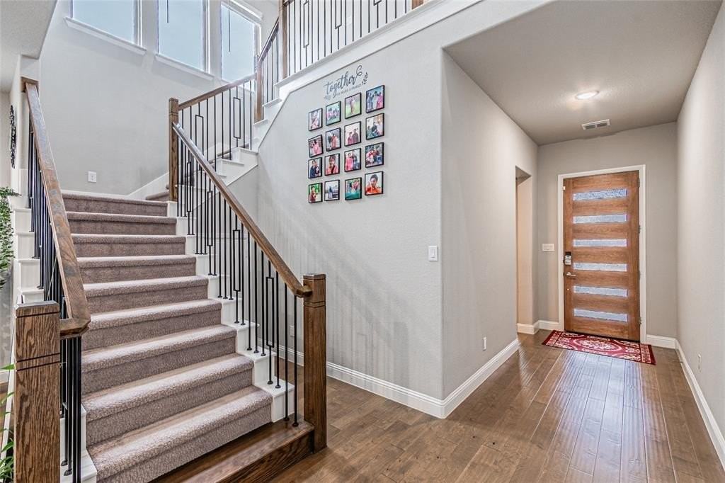 13261 Jonata St - Photo 6 of 40