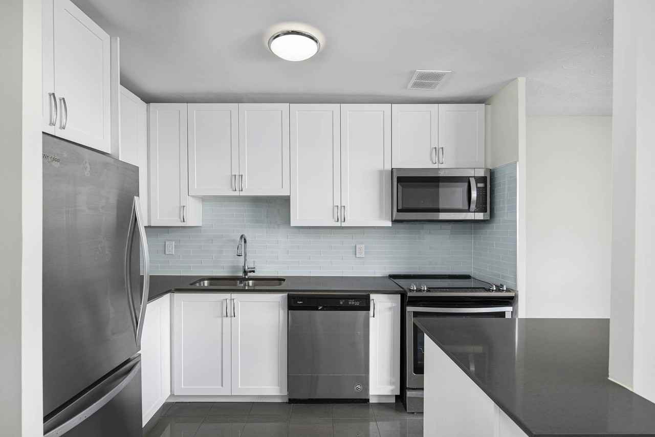 6 Auburndale Court - Photo 2 of 14