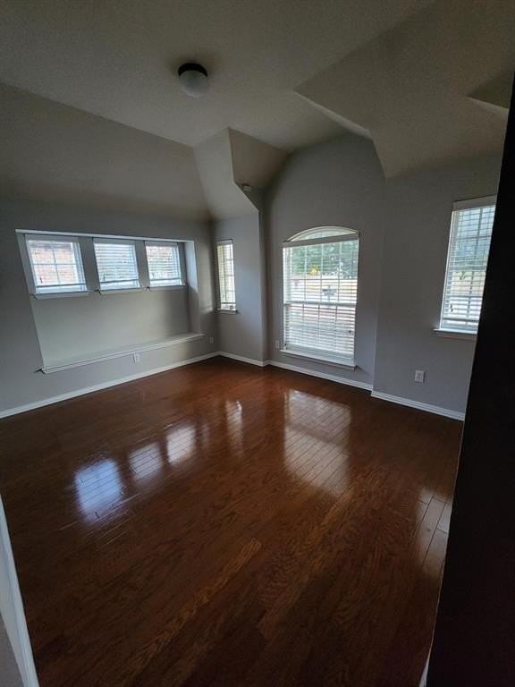 633 Grayson Ln - Photo 2 of 11