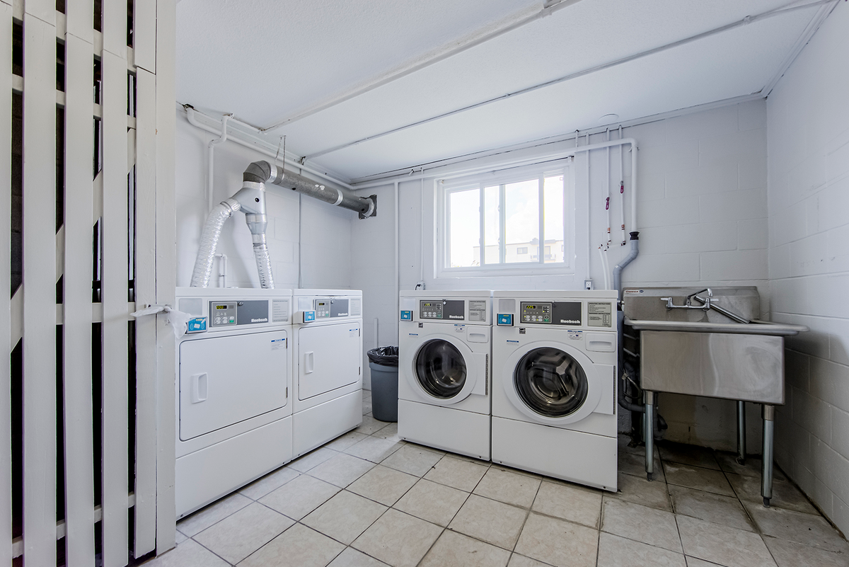 195-207 Fifth Avenue & 196-210 Sixth Avenue - Photo 7 of 13