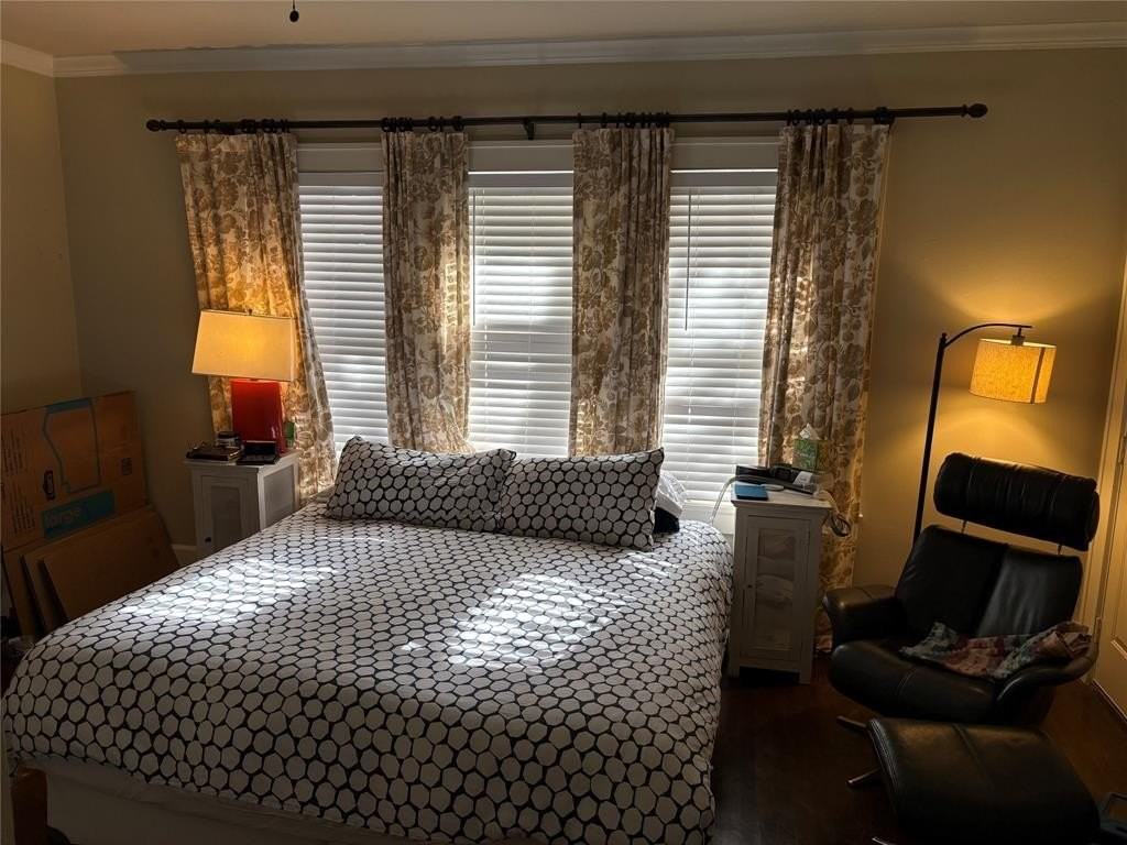 2705 Cockrell Ave - Photo 7 of 14