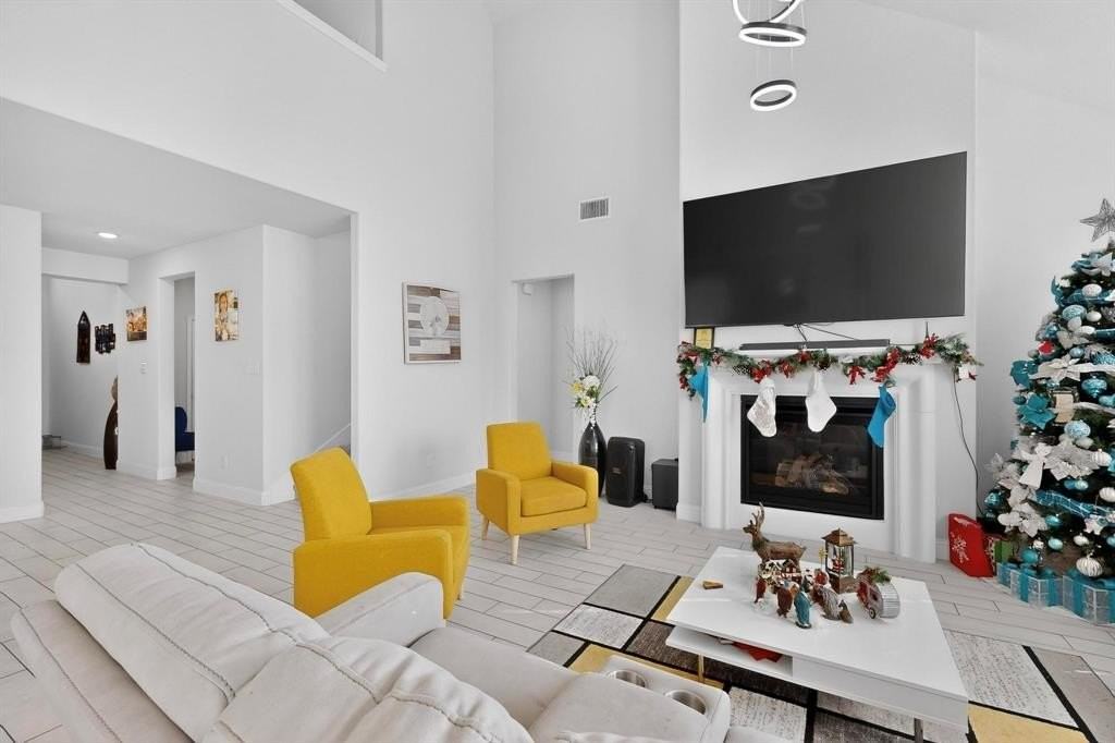 504 Conestoga Pass - Photo 3 of 40