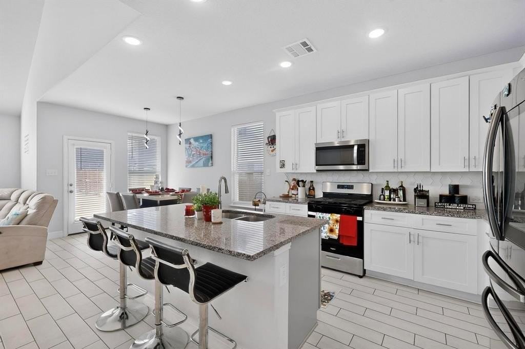 504 Conestoga Pass - Photo 7 of 40