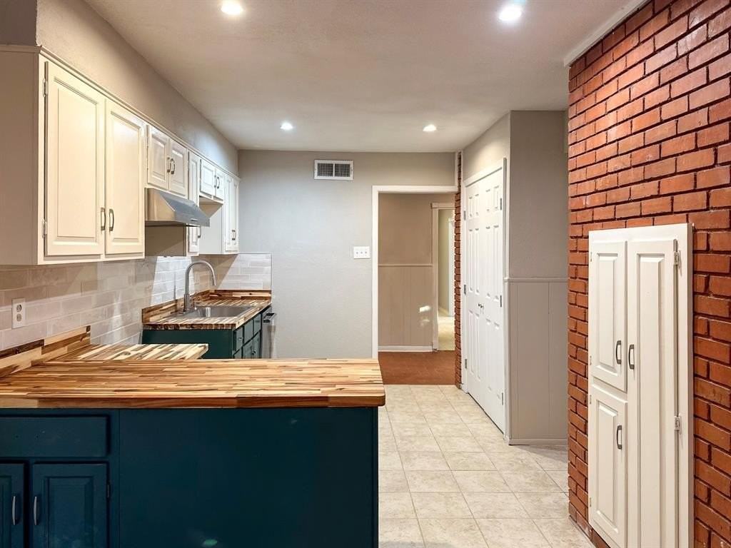 1505 Ronne Dr - Photo 7 of 34