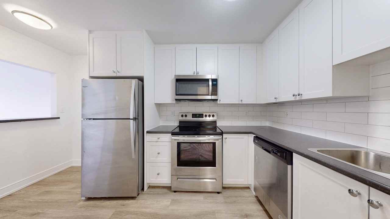 540 Proudfoot Lane - Photo 3 of 14