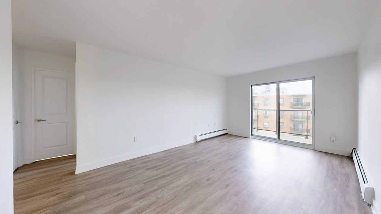 540 Proudfoot Lane - Photo 5 of 14