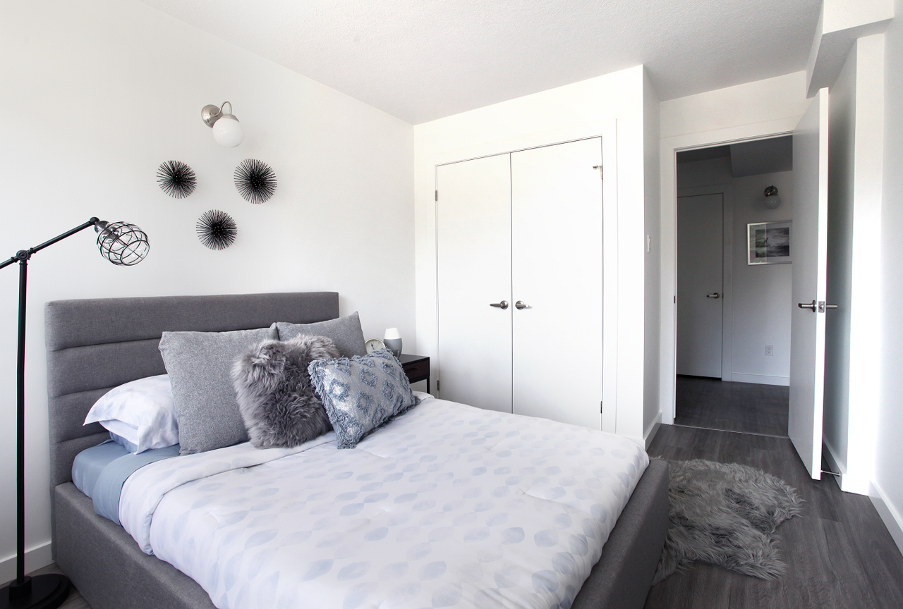 The Woodside, Spadina Suites - Photo 7 of 37