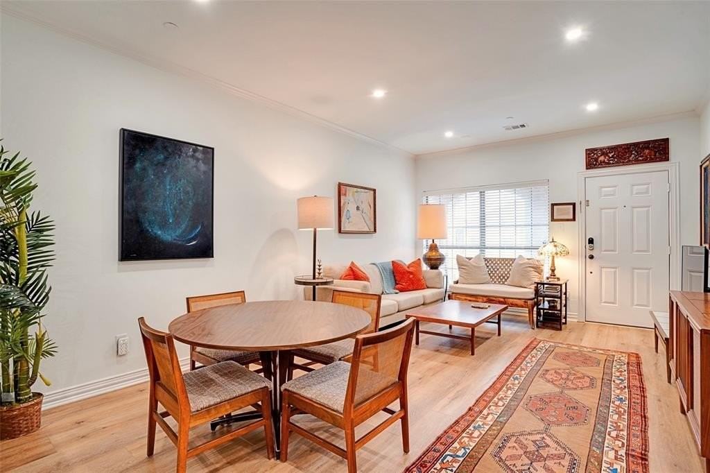 5713 Butterfly Way - Photo 6 of 32