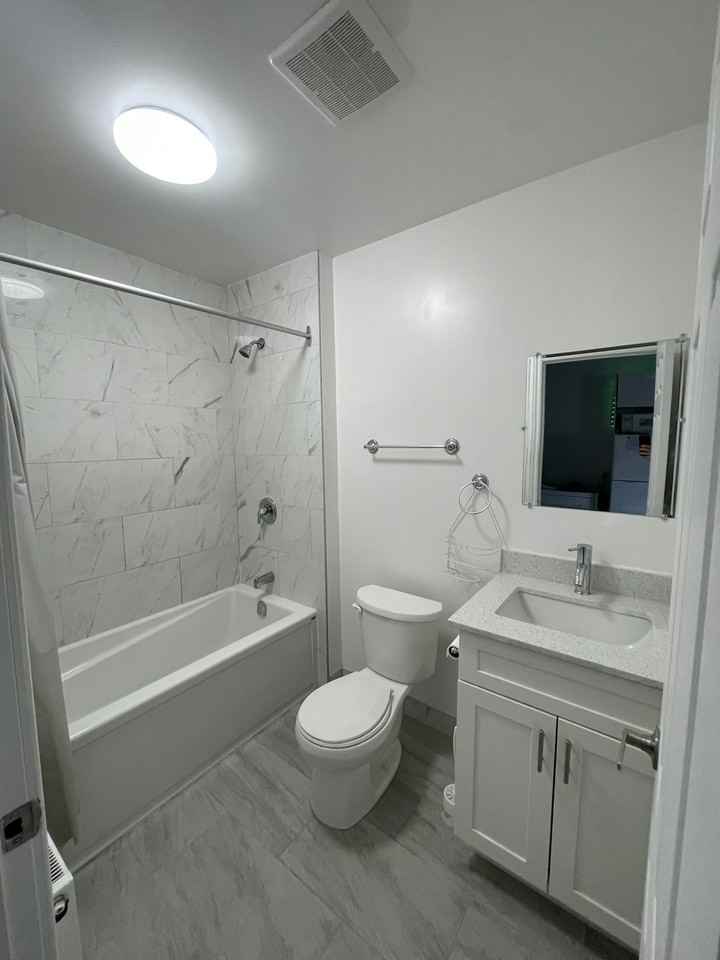 630 Cummings Ave - Photo 4 of 50