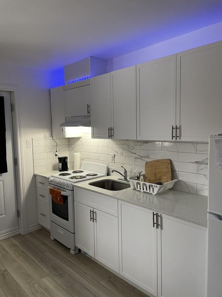 630 Cummings Ave - Photo 5 of 50