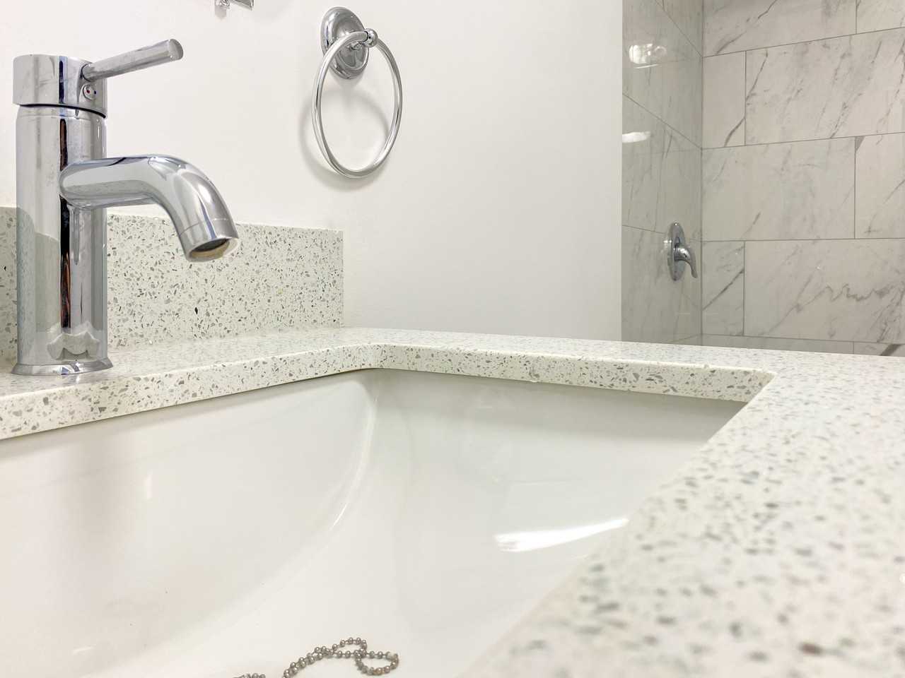 630 Cummings Ave - Photo 7 of 50