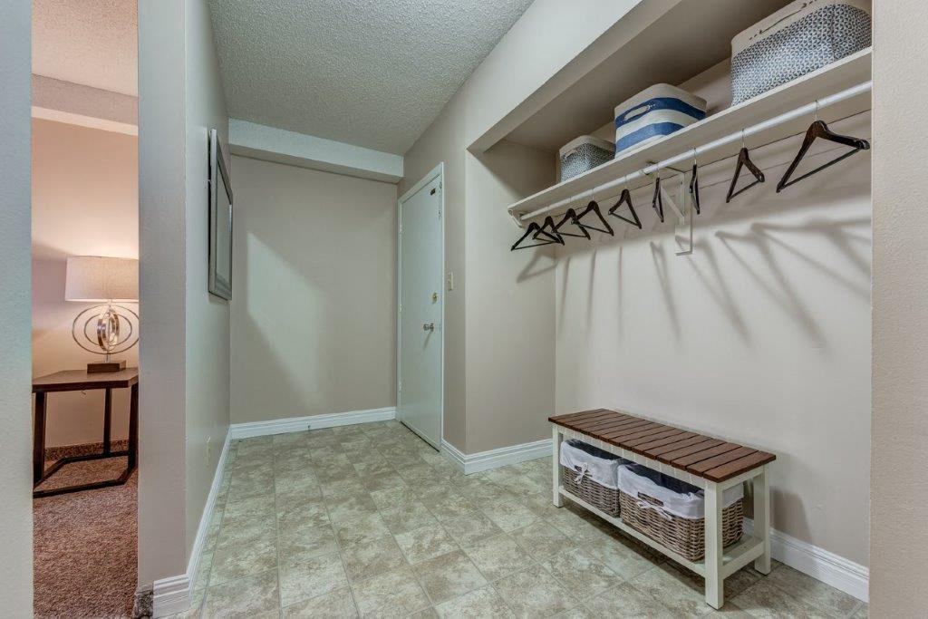 Mountainview Apartments - Photo 3 of 11