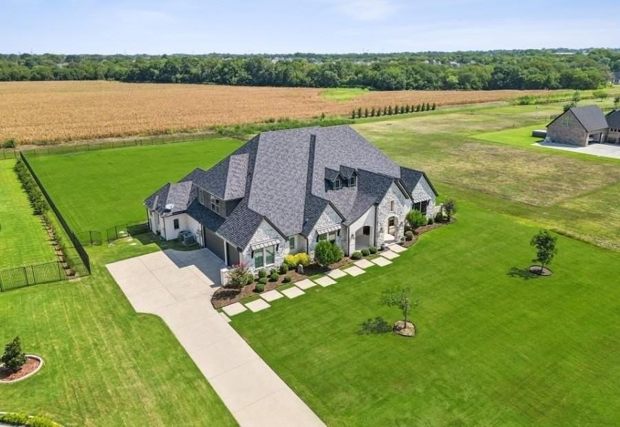 7605 Windomere Dr - Photo 2 of 20