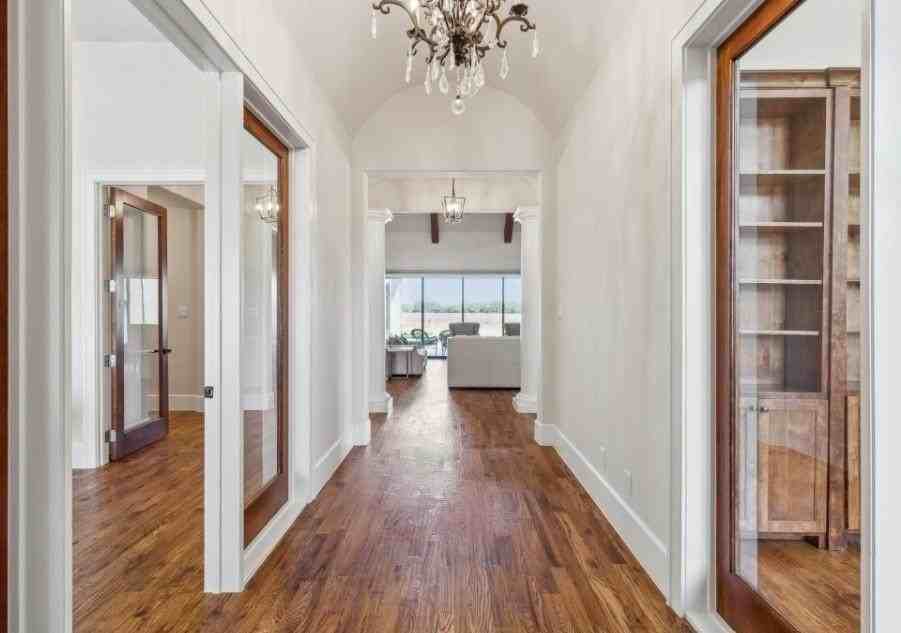 7605 Windomere Dr - Photo 6 of 20