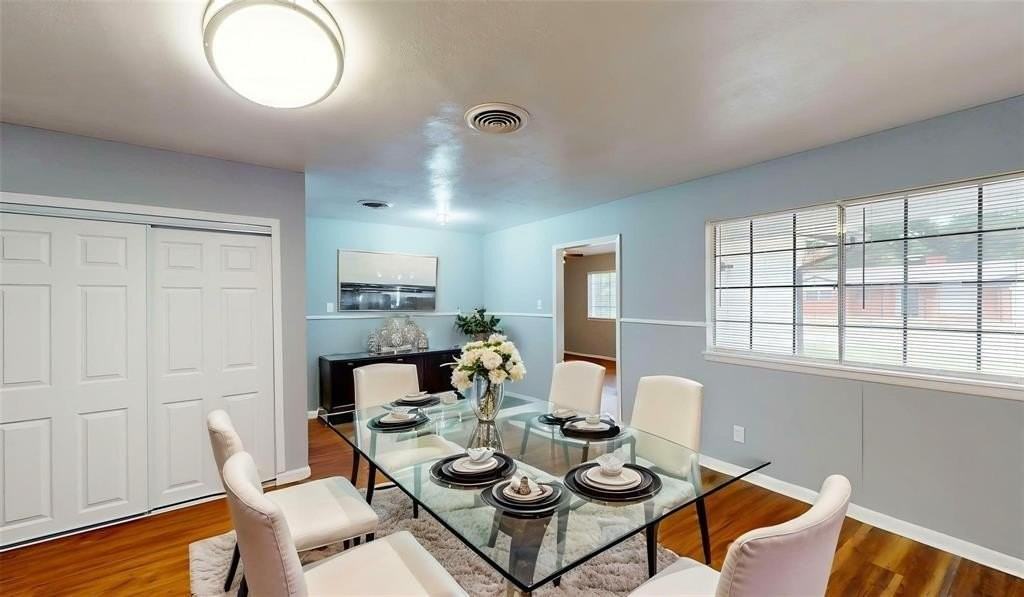 5817 Sandra Dr - Photo 4 of 26