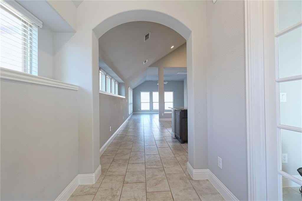 531 Harvest Grove Dr - Photo 3 of 29