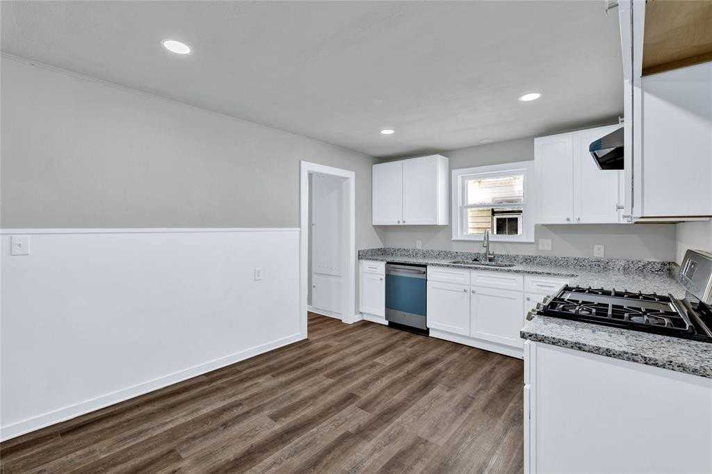 907 Nw Main St - Photo 6 of 28