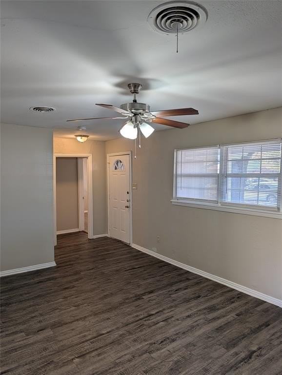 5521 Odessa Ave - Photo 4 of 21