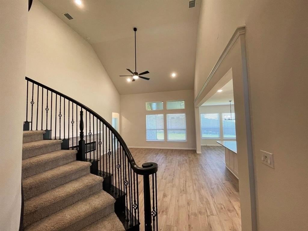 6270 Shasta Creek Rd - Photo 2 of 19