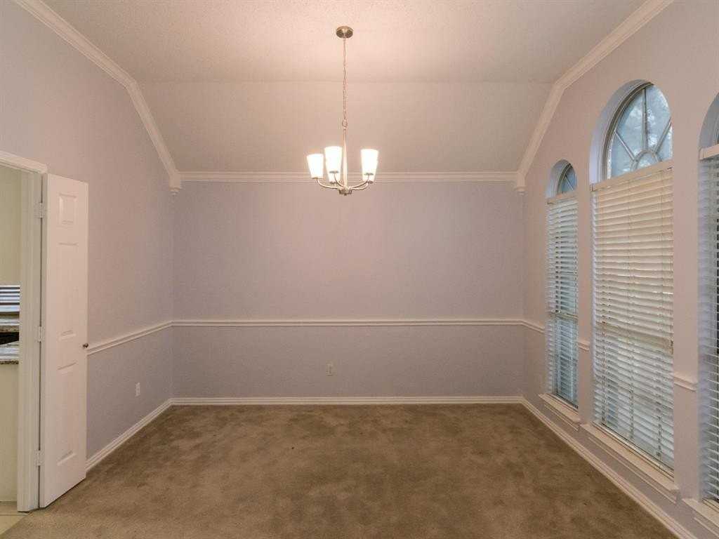 7414 Sand Pine Dr - Photo 5 of 29