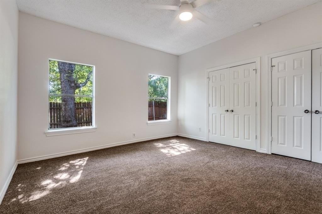 409 Sunset Ave - Photo 6 of 11