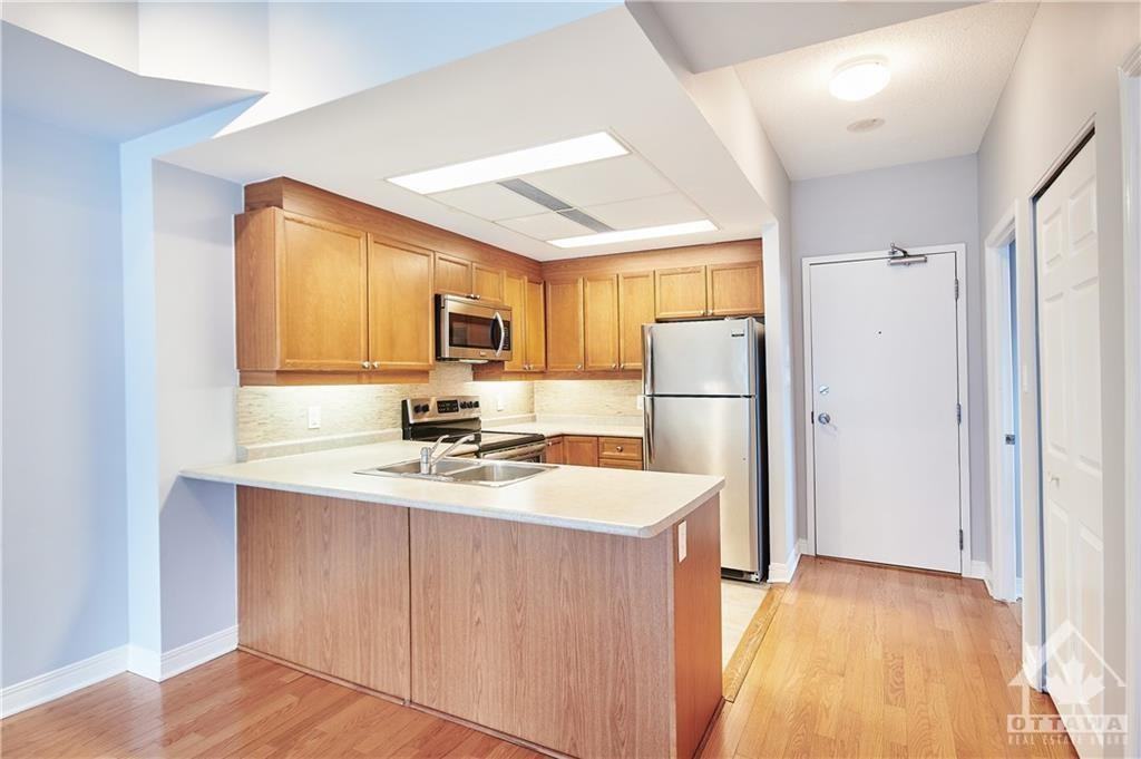 703-134 York Street - Photo 3 of 22