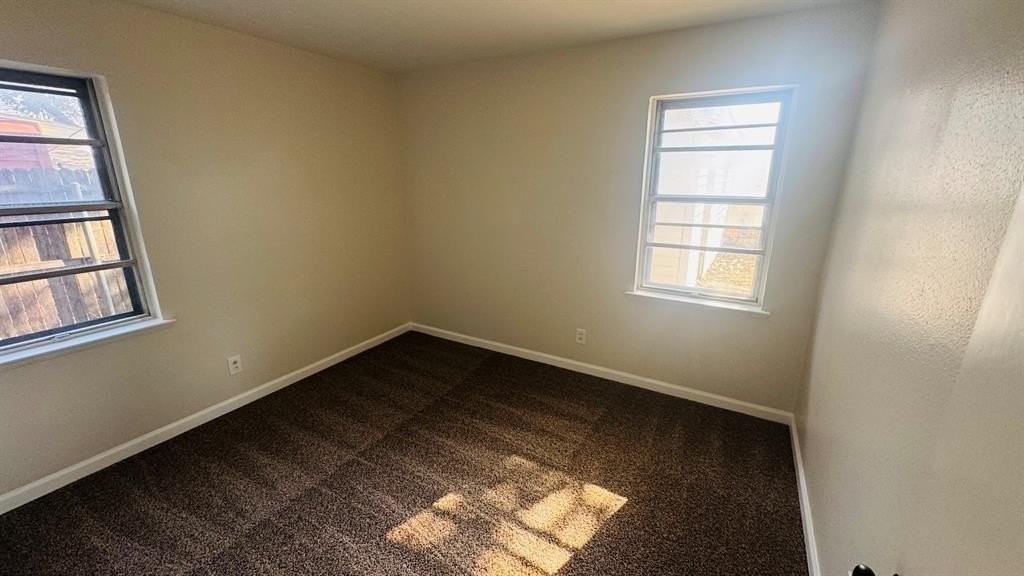 3122 Centennial Dr - Photo 6 of 14