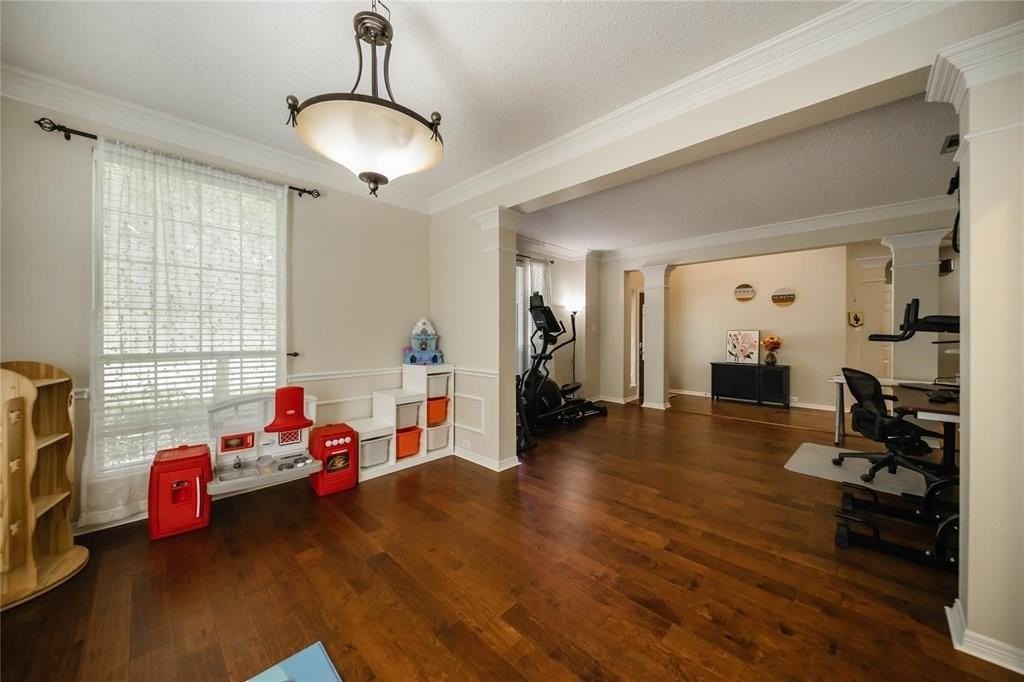 100 Hearthwood Dr - Photo 6 of 40